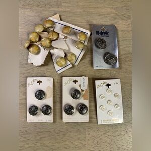 Vintage Lot of Buttons on Cards, Le Chic,‎ Majestic!